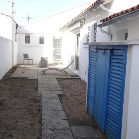 Maison Fonctionnelle Pres De La Pour 6 Personnes - Fr-1-476-101 別荘 *